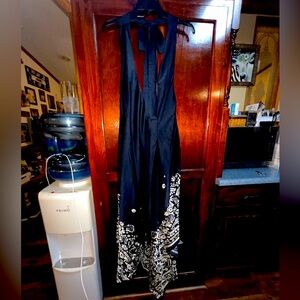 Women’s size 14 Donna Karan halter maxi dress navy/white